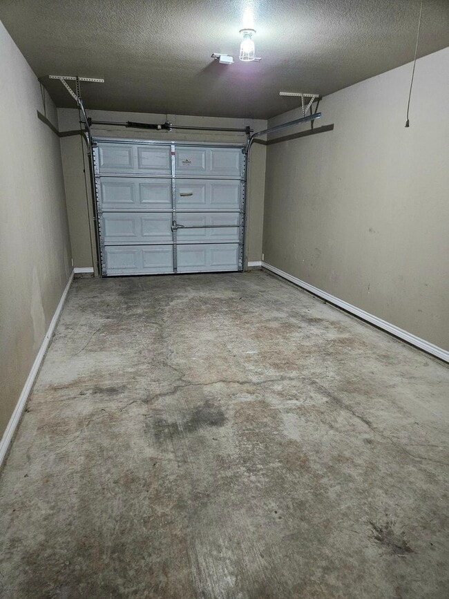 Building Photo - SLADECEK DUPLEX