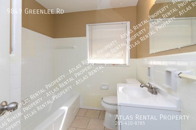 Building Photo - 9849 Greenlee Rd