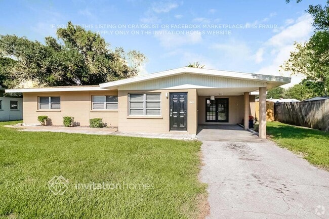 Building Photo - 1732 Rhoades Terrace