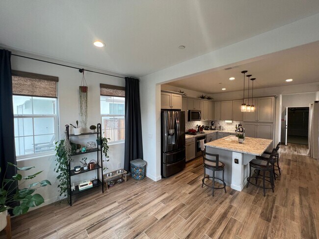 Building Photo - Sea Haven Single Family Home Coming Soon!!