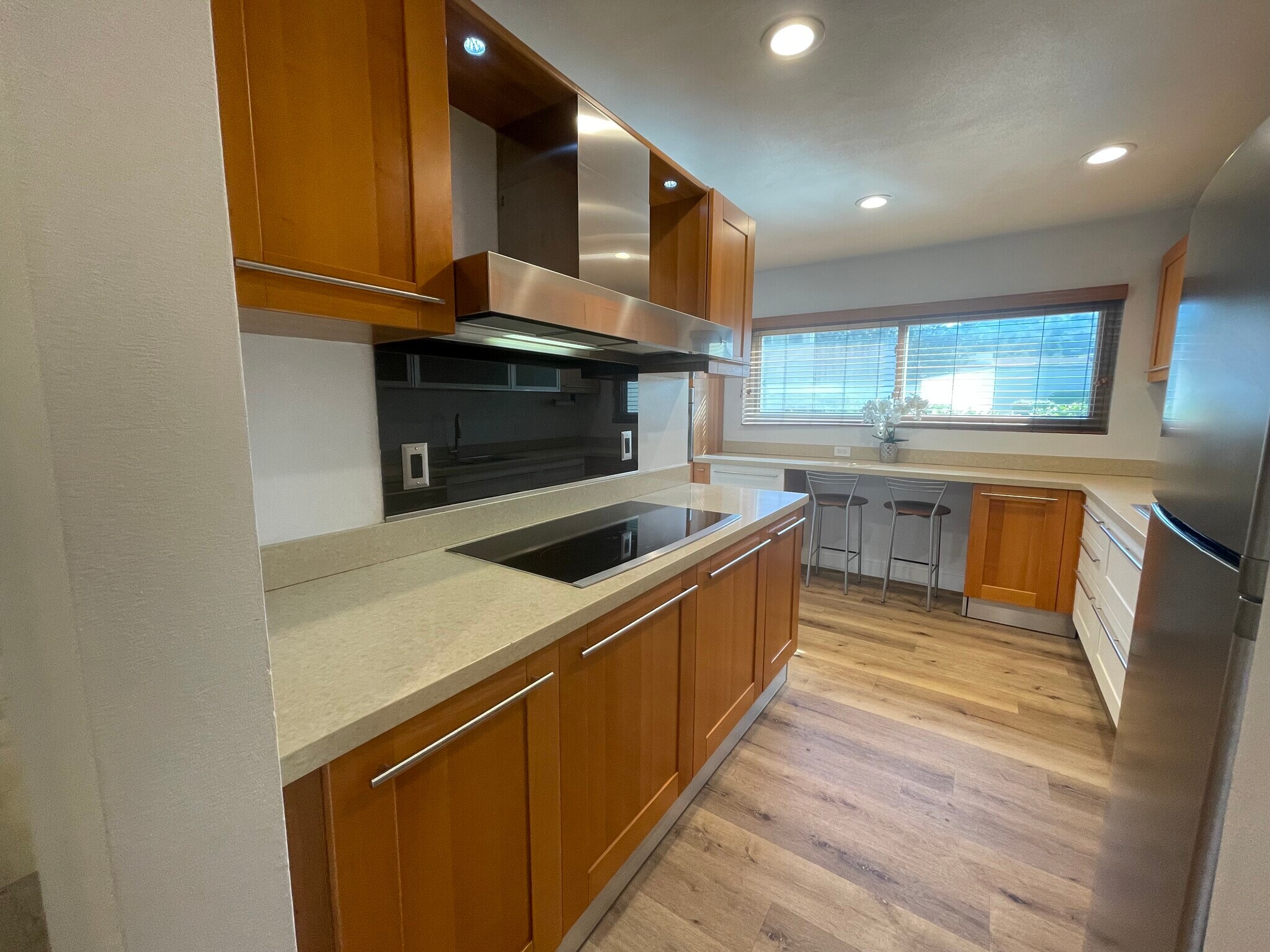 Building Photo - 4612 Park Granada