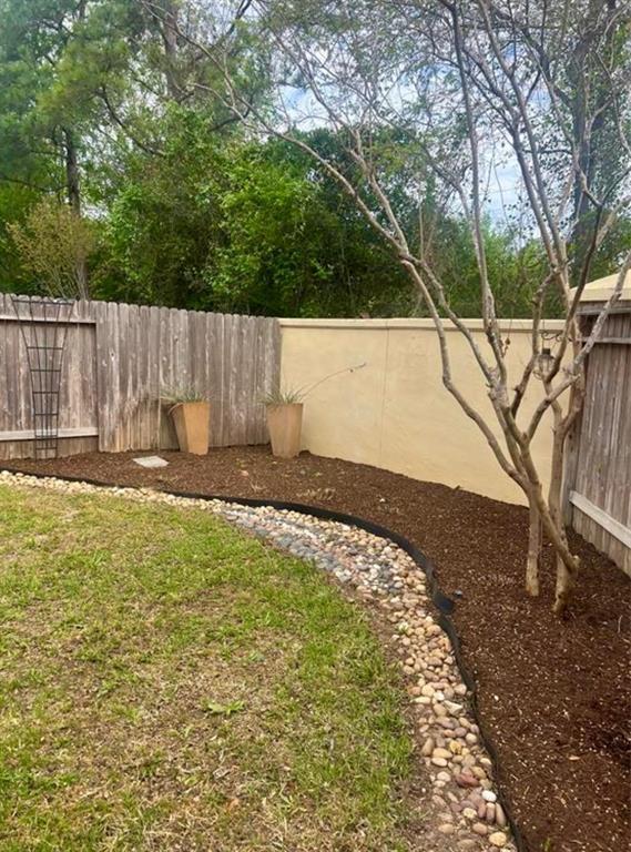 Building Photo - 13514 Fawn Lily Dr