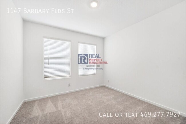 Building Photo - 1147 Barbary Flds St