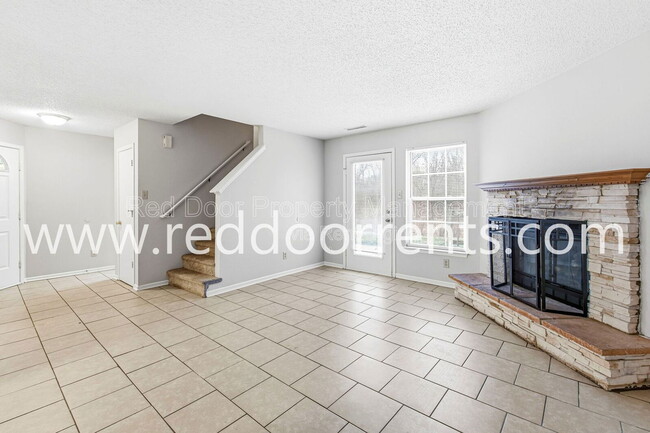 Building Photo - 2249 Collins Way