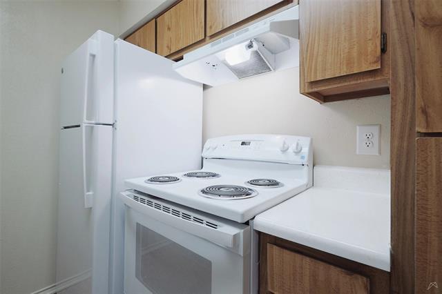 Building Photo - 10401 N Lamar Blvd