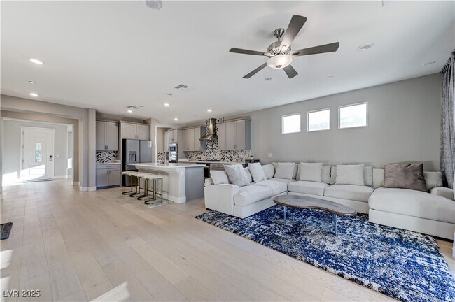 Building Photo - 7572 Mount Spokane Ct