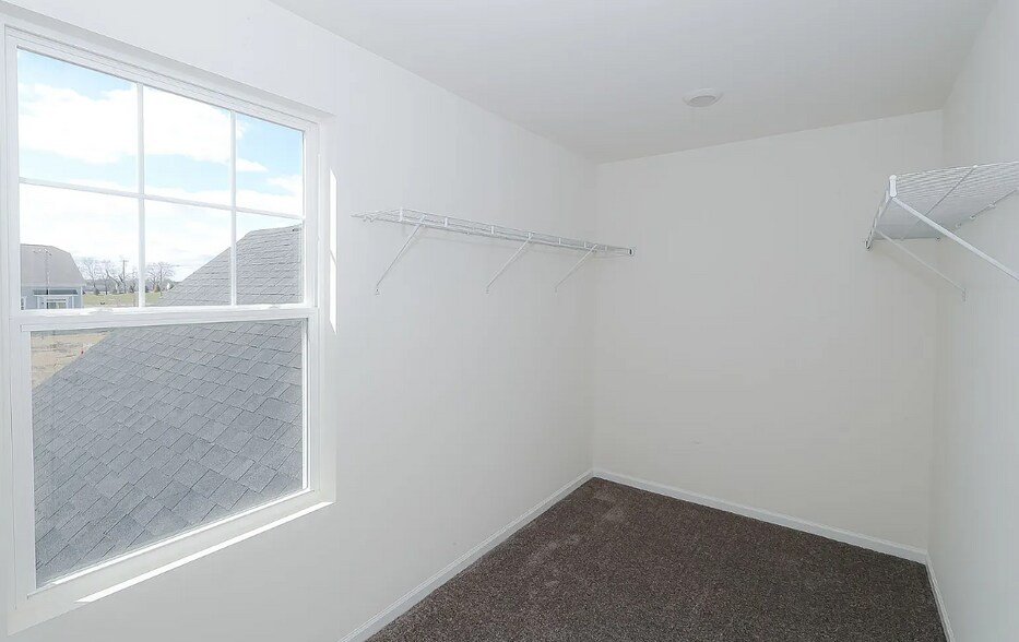 Building Photo - 12662 S Talbot Cir