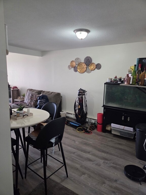 Building Photo - 800 County St