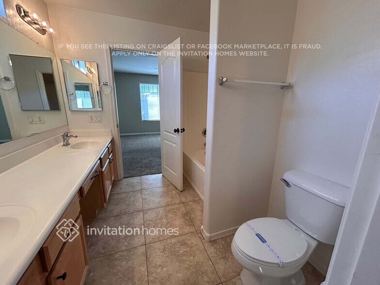 Building Photo - 6803 N 129th Dr