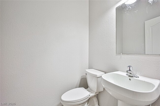 Building Photo - 7560 Trendy Ct