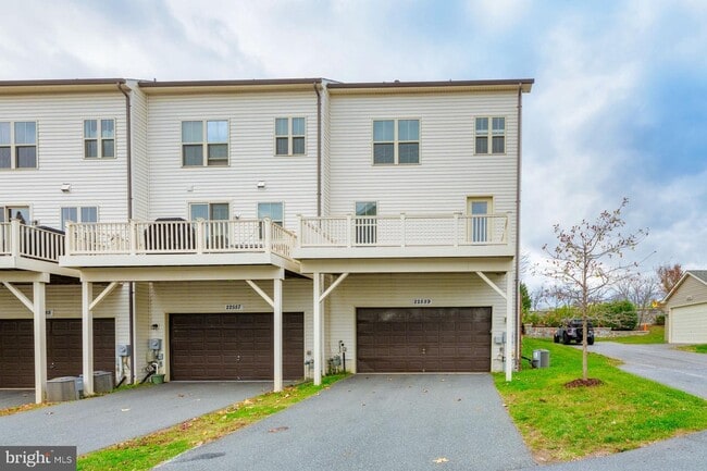 Building Photo - 22559 Clarksburg Rd