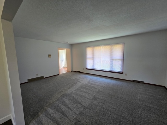 Building Photo - 1276 N Howell Dr