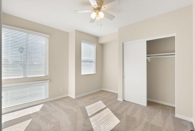 Building Photo - Superior Point