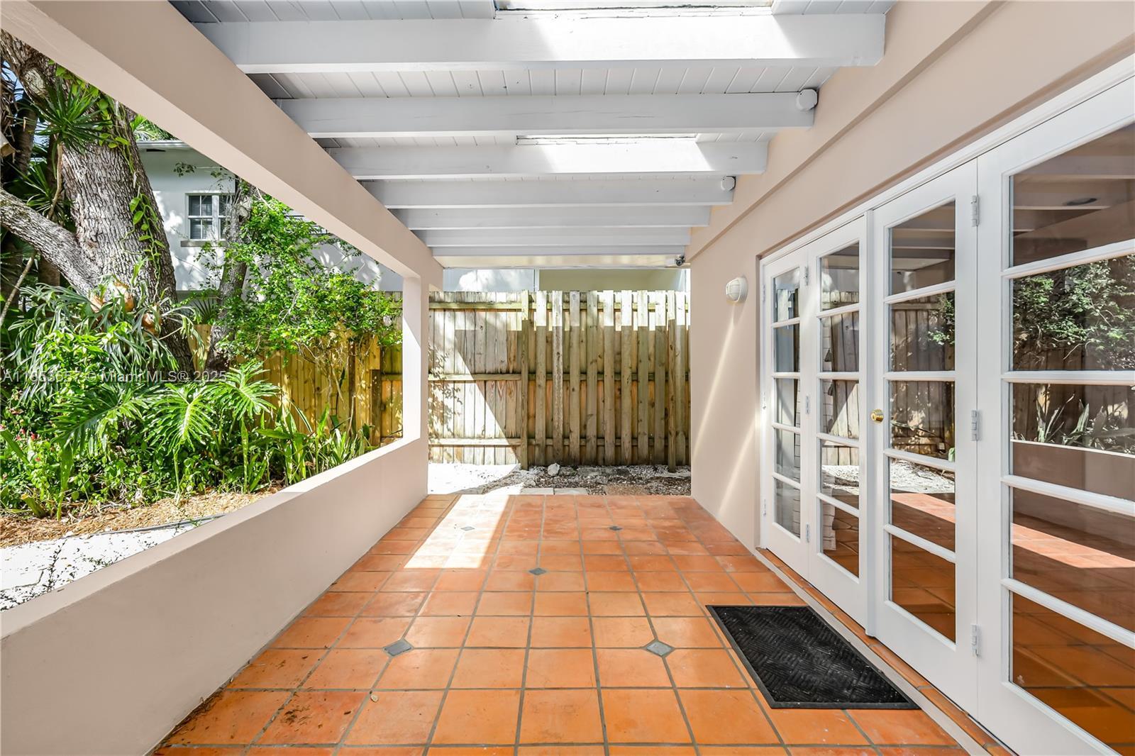 Building Photo - 4161 Ventura Ave