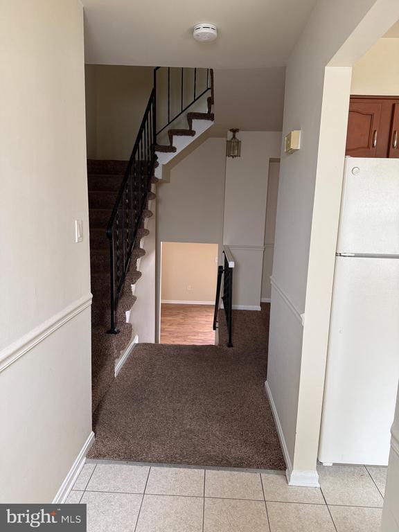 Building Photo - 9 Autumn Hill Way