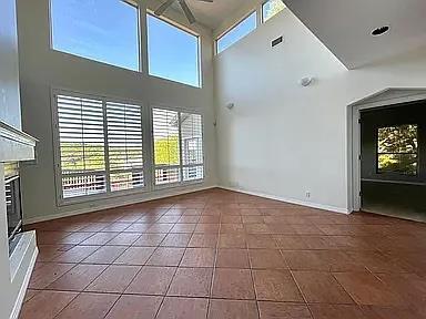 Building Photo - 10807 Love Bird Cove