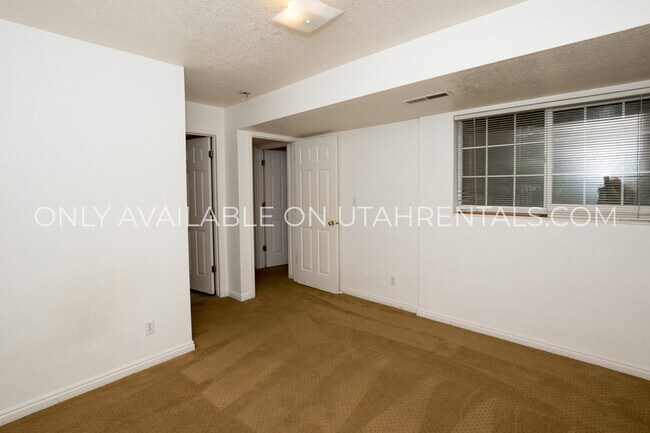 Building Photo - 1388 N 1300 W