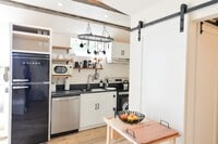 Building Photo - Great Location, Furnished One Bedroom Apartment, ALL utilities included!
