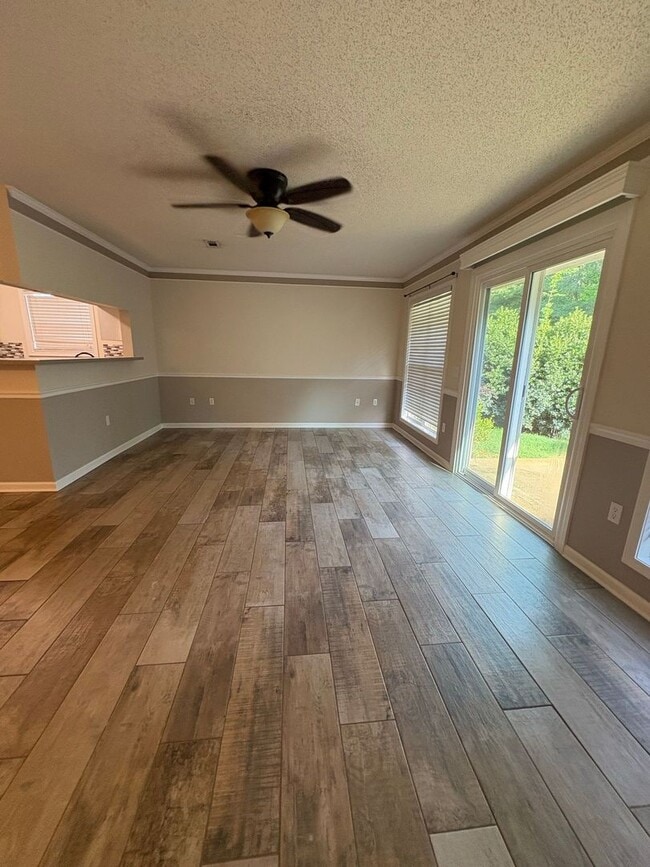 Building Photo - Dunwoody Subdivision