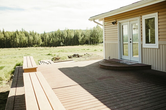 Building Photo - 239 Wilderness Dr