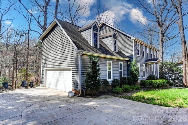 Building Photo - 19314 Yachtman Dr