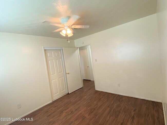 Building Photo - 5207 39th St
