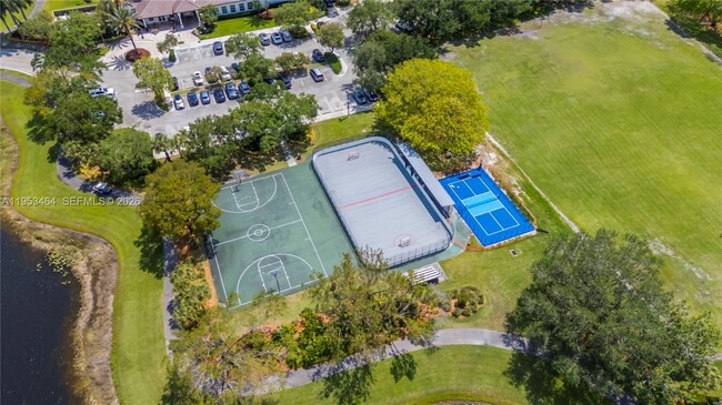 Building Photo - 1042 Bluewood Terrace