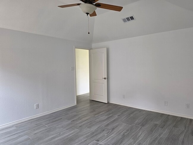Building Photo - 1233 St Patrick Dr