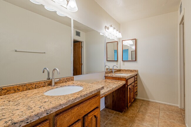 Building Photo - 2650 S Los Amigos Dr