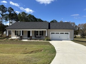 Building Photo - 49 Hydrangea Ln
