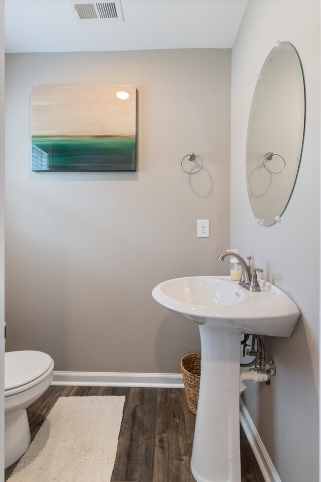 Building Photo - 200 Waterwheel Cir