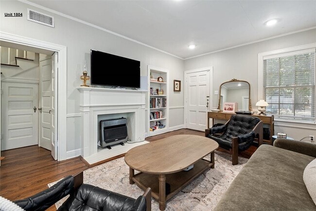 Building Photo - 1804 Pearl St