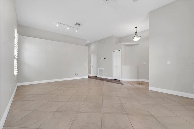 Building Photo - 3856 Becontree Pl