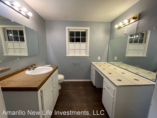 Building Photo - 2 br, 1.5 bath House - 818 S. Dallas
