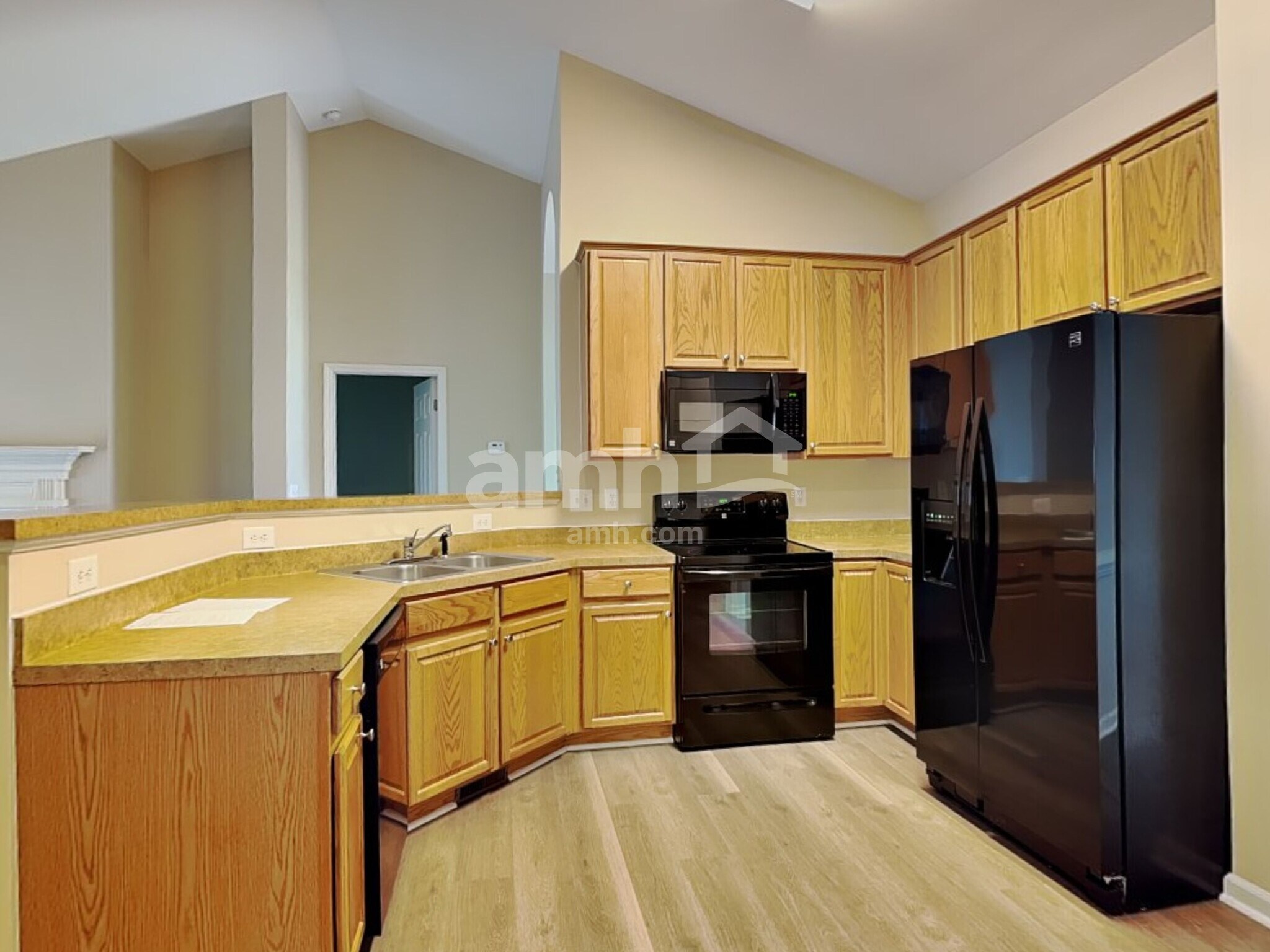 Building Photo - 325 Brims Way