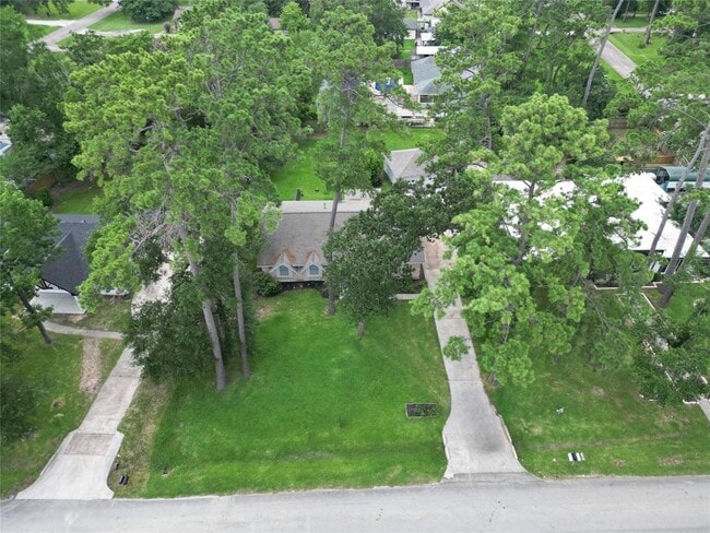 Building Photo - 25911 Maplewood Dr