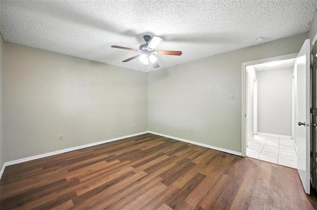 Building Photo - 115 Mesa Wood Dr