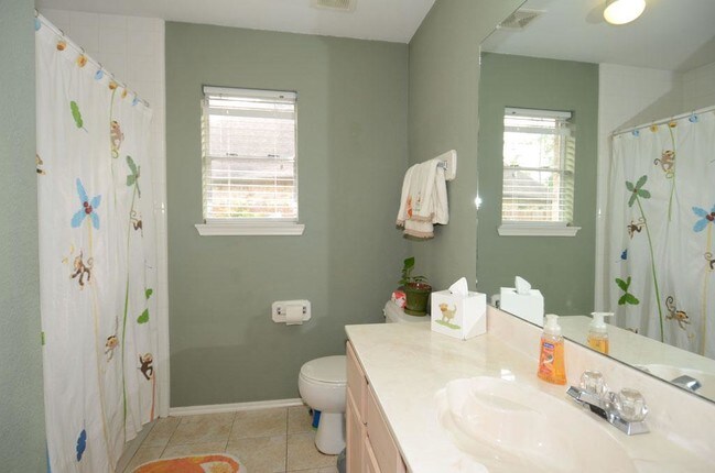 Building Photo - 6207 Highland Branch Dr