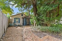 Building Photo - 424 51st St