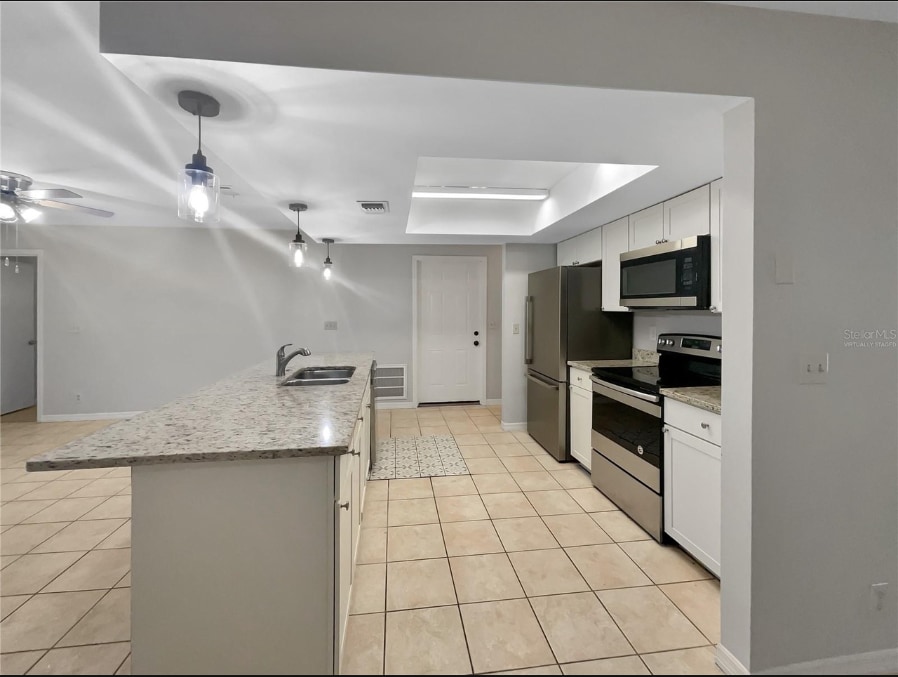 Building Photo - 236 Longhorn Dr