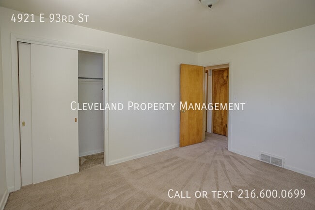 Building Photo - 4921 E 93rd St