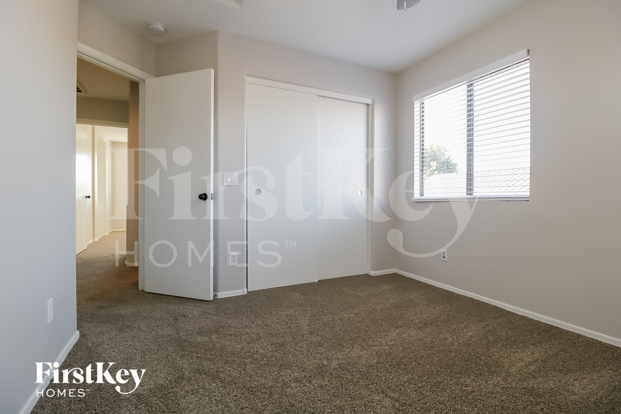 Building Photo - 15953 W Monroe St