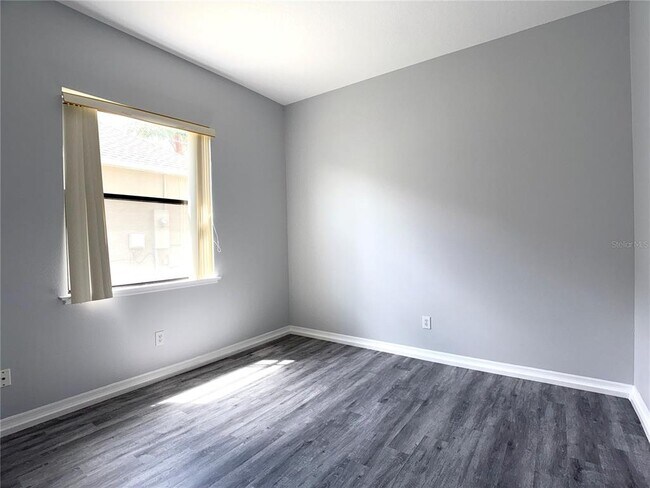 Building Photo - 448 Coventry Rd