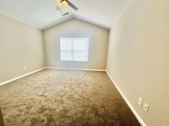 Building Photo - 4713 Autumn Rose Trail