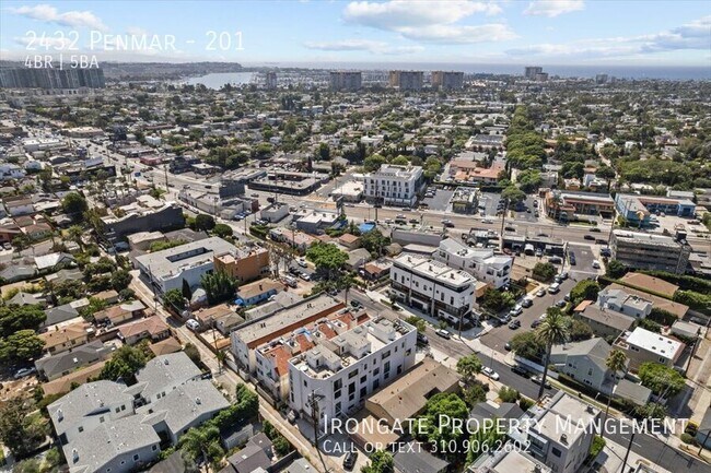 Building Photo - 2432 Penmar-201