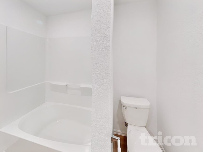 Building Photo - 3023 Twisted Myrtle Dr