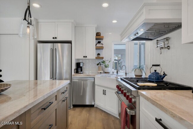 Building Photo - 15290 Bambi Ct