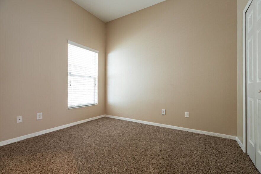 Building Photo - 2390 Cobblefield Cir
