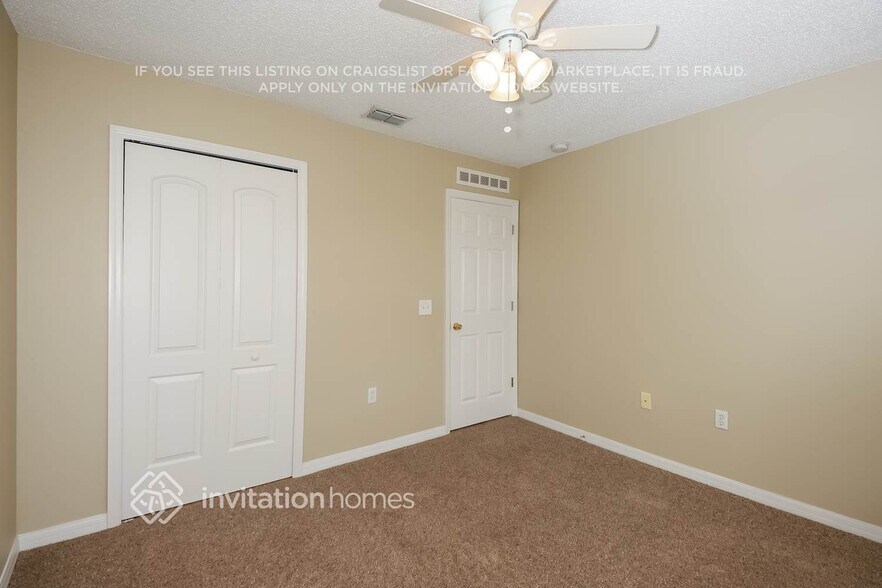 Building Photo - 12944 Bridleford Dr