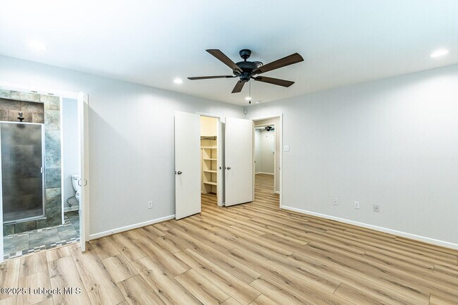 Building Photo - 2601 33rd St